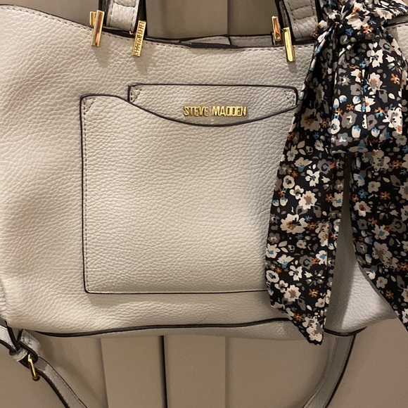 Steve Madden parker tote bag with scarf tie in light blue - Picture 6 of 10